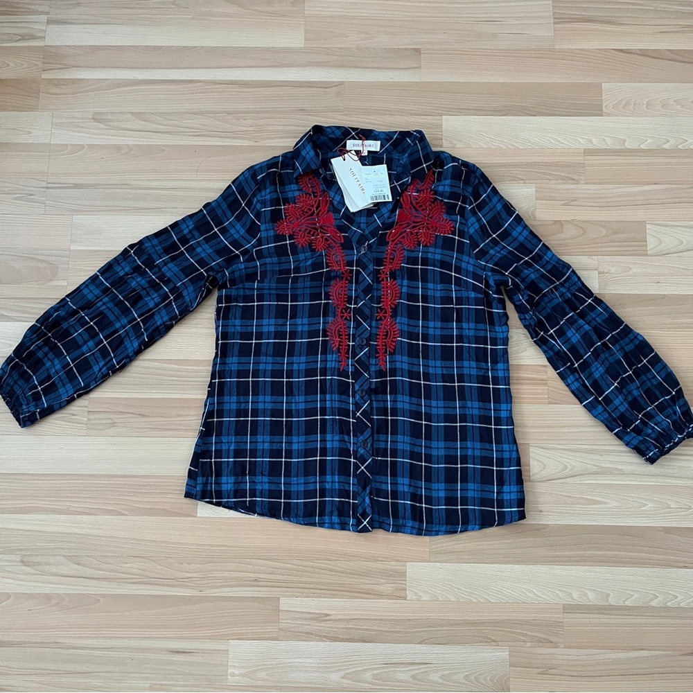 Brand New Woman’s Size L embroidery Plaid Shirt